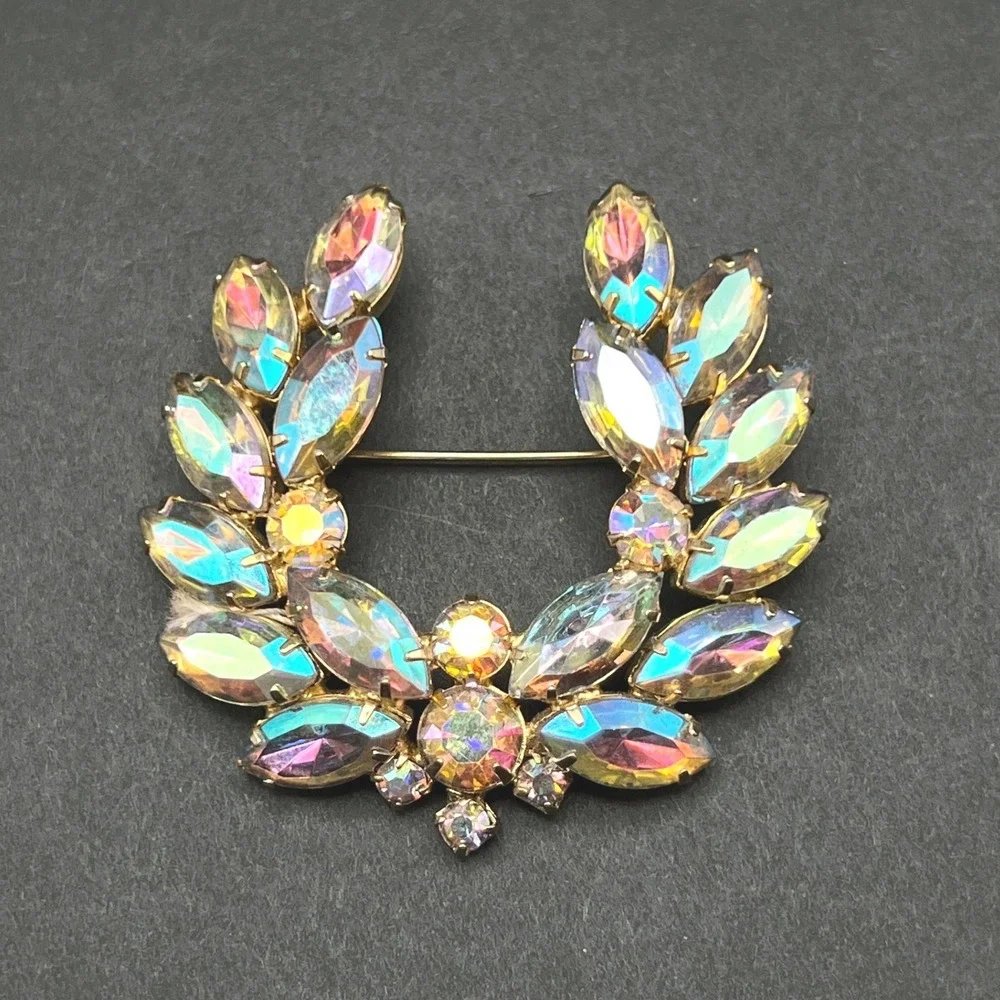 Vintage AB Rhinestone Brooch Gold Tone Laurel Wreath MCM Ethereal